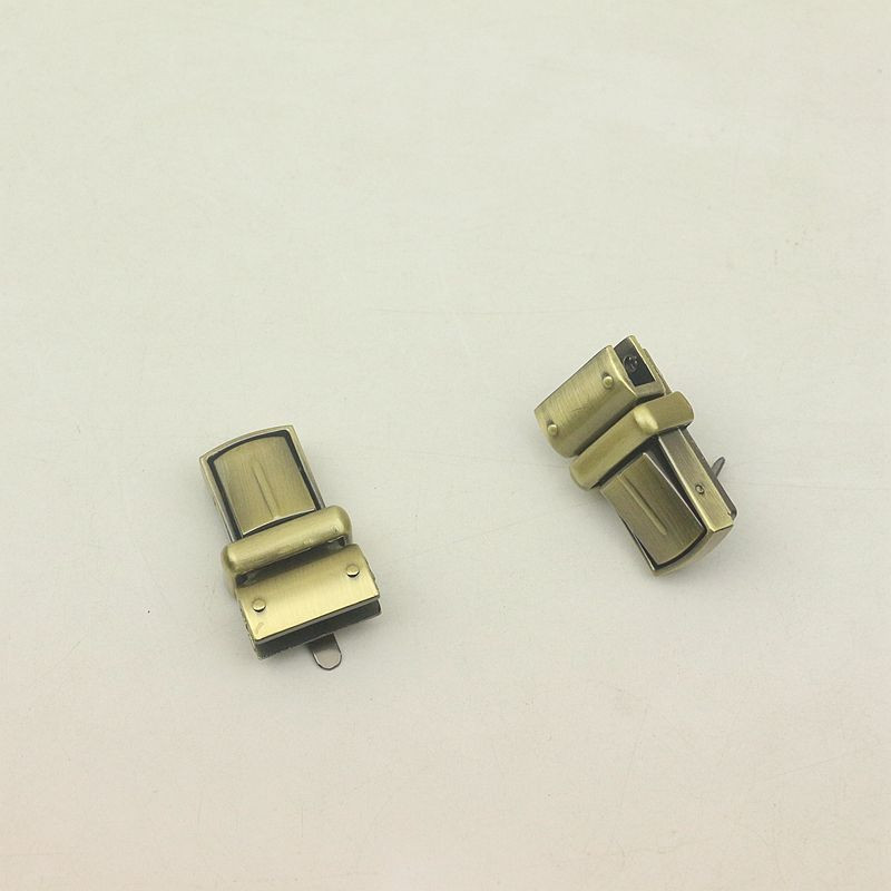 2db fém nyomógombos zárható táska aktatáska rugós zárható, dekoratív kapcsok zárható bőr kézműves barkácsolás hardvertartozék