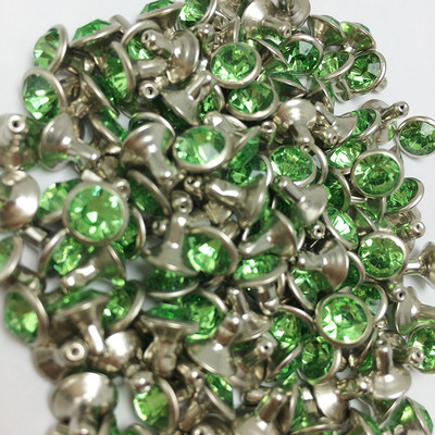 Novi 16 boja DIY 100PCS 6MM mješoviti hardver zakovice plavo narančaste kristalne zakovice kožne rukotvorine punk nitne za DIY izradu torbi cipela