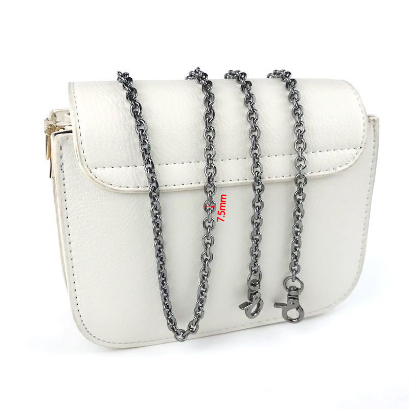 7,5 mm-es arany, pisztolyfekete, ezüst helyettesítő pénztárca lánc vállpánt, kis kézitáska, kuplungtáskák, barkács láncok.