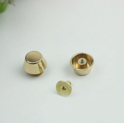 20 szett Rose Gold fém kiváló minőségű bőr táska kézitáska pénztárca alja lábvédő körömcsavaros öv visszacsavarható gomb szegecs tüske