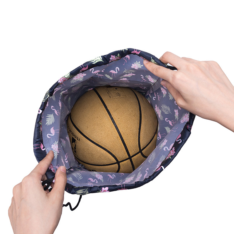 Összecsukható vízálló zsinóros hátizsák edzőtermi edzéshez szabadtéri futás utazáshoz Rajzfilm iskolai környezetbarát bevásárlótáska cipzárral