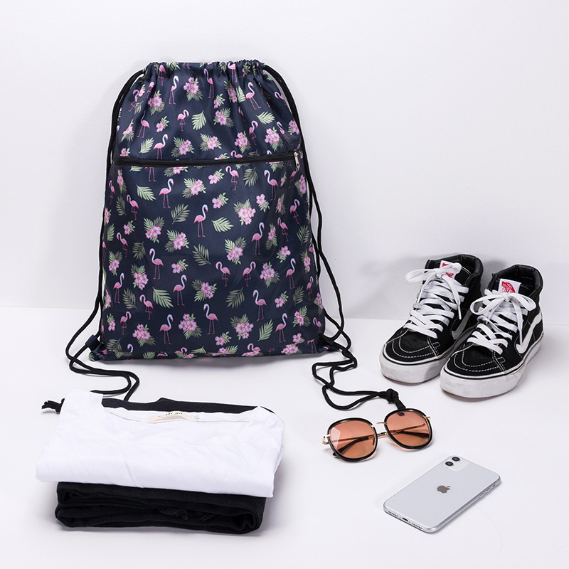 Összecsukható vízálló zsinóros hátizsák edzőtermi edzéshez szabadtéri futás utazáshoz Rajzfilm iskolai környezetbarát bevásárlótáska cipzárral