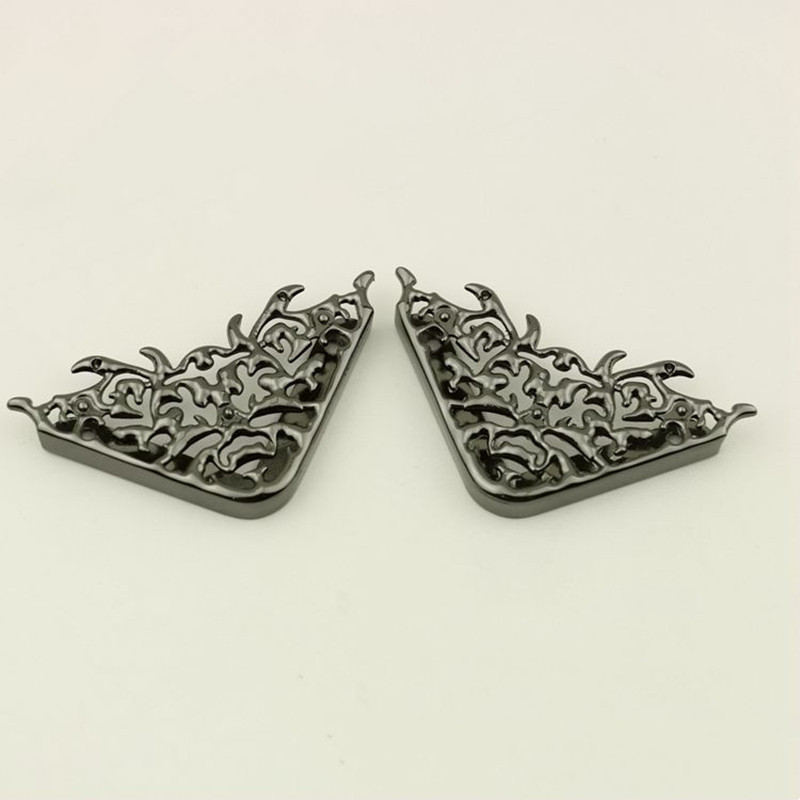 Metalna kutna zaštita za torbu za kožne obrte Torbica s preklopom Ručna torba Prtljaga DIY dekoracija Cvjetni uzorak Hardverski dodaci