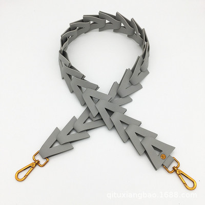 Trikampis tuščiaviduris grandinės dirželis pečių krepšiams PU odos saldainių spalva plati rankena žalvario kabyklaDiržo dirželiai Crossbody moteriškam krepšiui