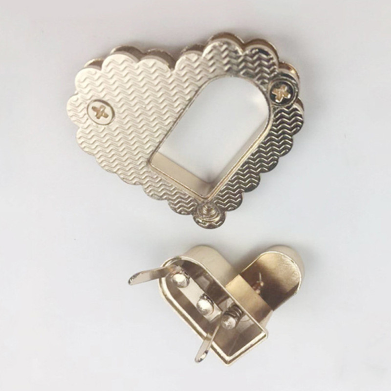 Metallist lukuga kott Pööratav keeratav lukuga rahakott vedruriiv meisterdamiseks käsitsi materjalist kott Riidest riba naiste koti riistvara tarvikud