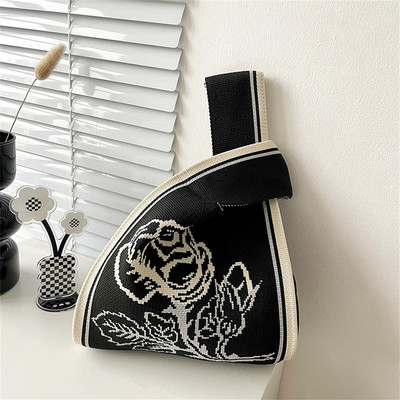 Pletena torba na rame s ružičastim prugama Ručno pletena ljubavna torbica za korejske žene Ležerna mini torba s čvorovima Studentska torba za višekratnu upotrebu