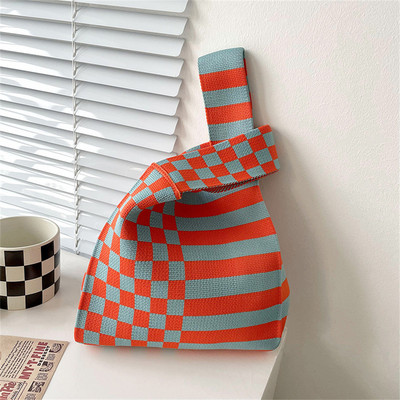 Pletena torba na rame s ružičastim prugama Ručno pletena ljubavna torbica za korejske žene Ležerna mini torba s čvorovima Studentska torba za višekratnu upotrebu