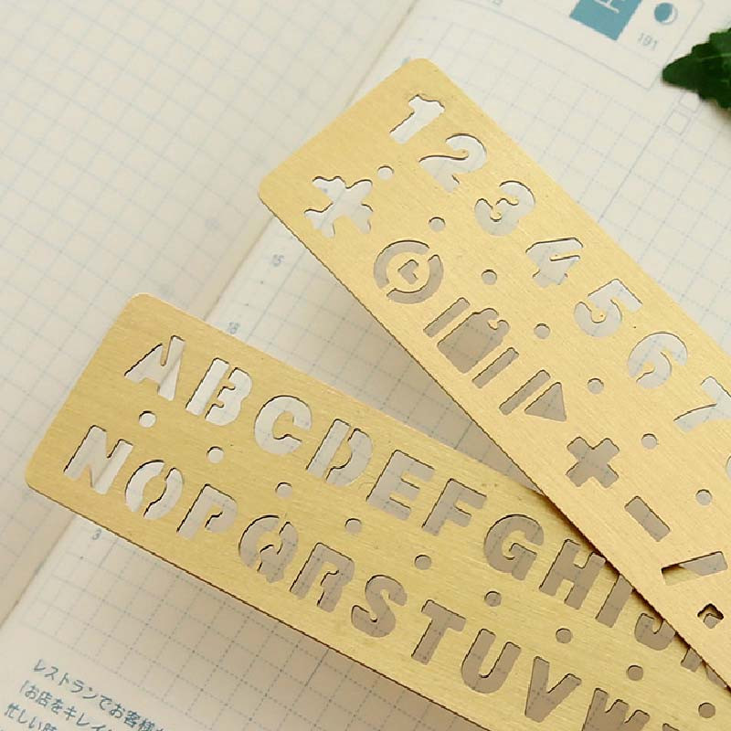 Radošais misiņa daudzfunkcionālais lineāls Grāmatzīme Burti un cipari Veidnes Glezniecības rīki Bērniem Dāvanas Kancelejas preces Skolas piederumi