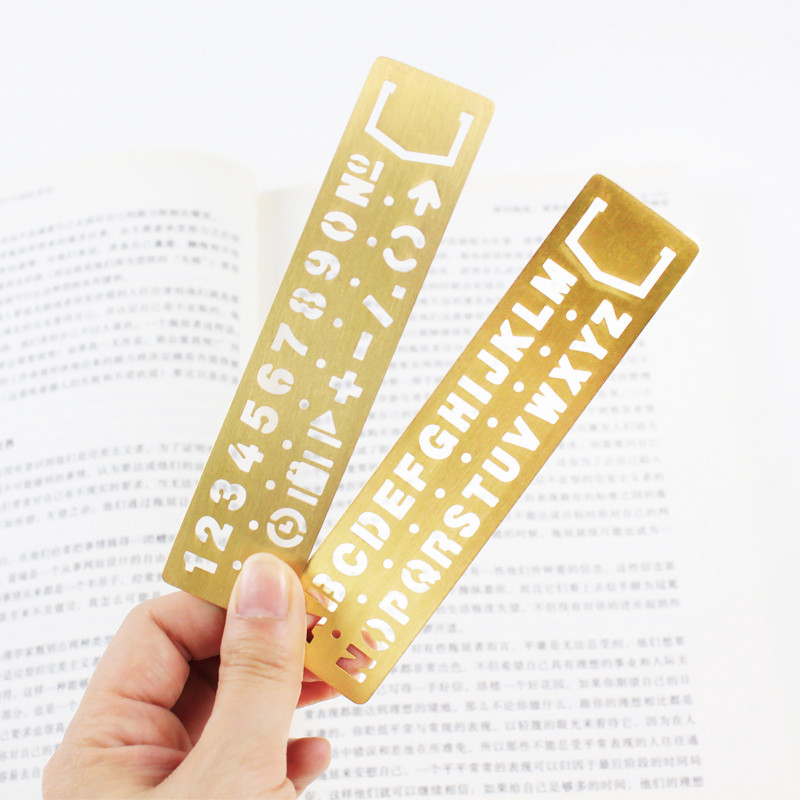 1PC Creative Vintage Hollow Metal Ruler Kawaii Letter Number Χάρακες σελιδοδεικτών Πρότυπο χάρακα για παιδιά Σχολικά και γραφειακά είδη δώρων