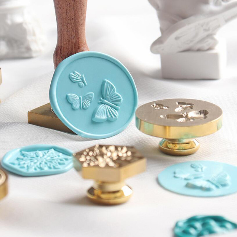 Vintage Κερί Σφραγιστική Κεφαλή 3D ανάγλυφη σφραγίδα κεριού DIY Scrapbooking Προσκλητήριο γάμου Ευχετήριες κάρτες Φάκελοι σφραγίδων σφραγίσματος