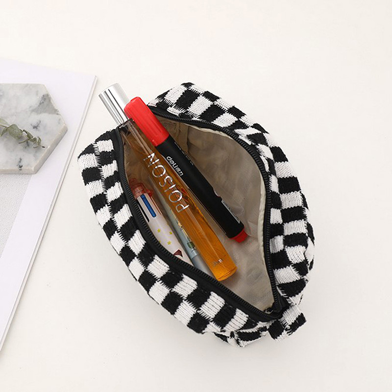 ΝΕΑ Ins Πλεκτή μολυβοθήκη σκακιέρα Μεγάλης χωρητικότητας Τσάντα στυλό Φερμουάρ Stationary Organzier Daliy Lips Makeup Storage Stationary