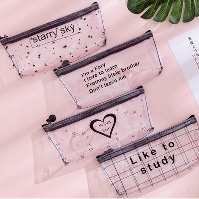 Simpatična jednostavna prozirna pernica sa slovima. Svježa kreativna studentska prijenosna torba za olovke. Pernica.