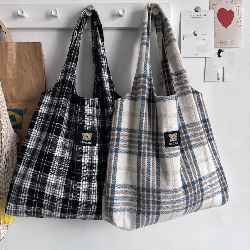 Ženska karirana platnena torba sa škotskim uzorkom Vintage Ženska velika torba velikog kapaciteta Ženska ležerna jednostavna karirana torba na rame