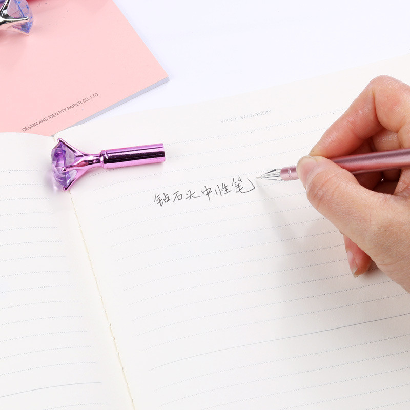 1kom nova centralna olovka s dijamantnom glavom u boji Vjenčani prsten Uredska plastična biserna olovka Plava Ljubičasta Ružičasta Srebrna