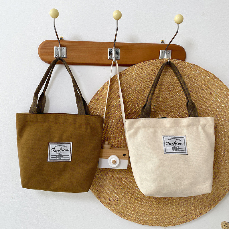 Male platnene torbe za žene Jednostavne ženske djevojke Kupovina na patentni zatvarač Dizajnerska torbica za 2023. Ležerna torba za plažu Eko torba Torbica