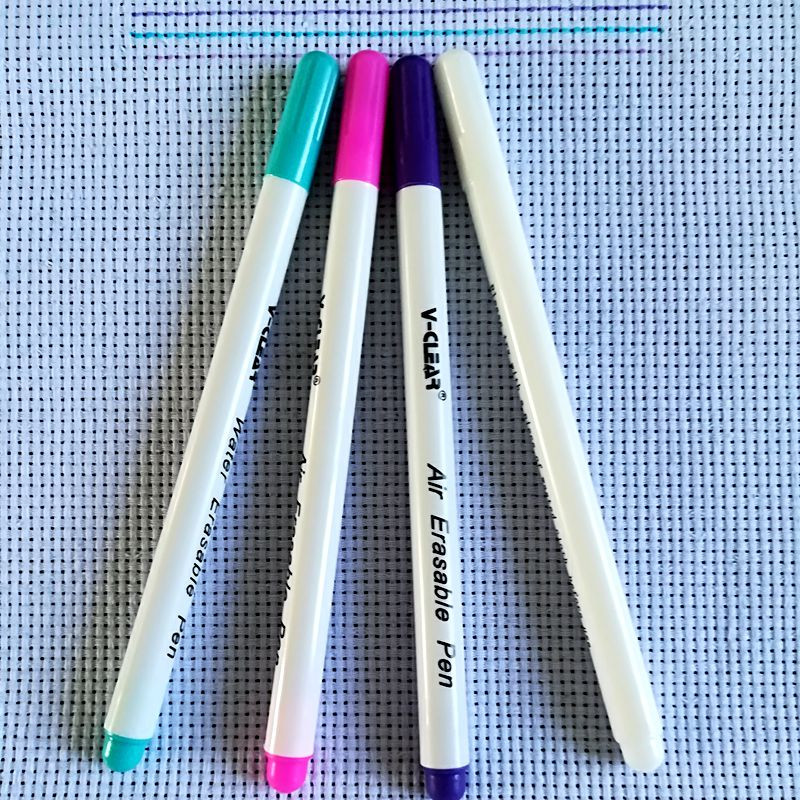 Vandenyje nutrinamo audinio žymėjimo rašiklis, nykstantis rašalas, audinio žymeklis, siuvimo oru ištrinantis, vandenyje tirpus rašalo rašiklis, skirtas siuvinėjimo siūlėms