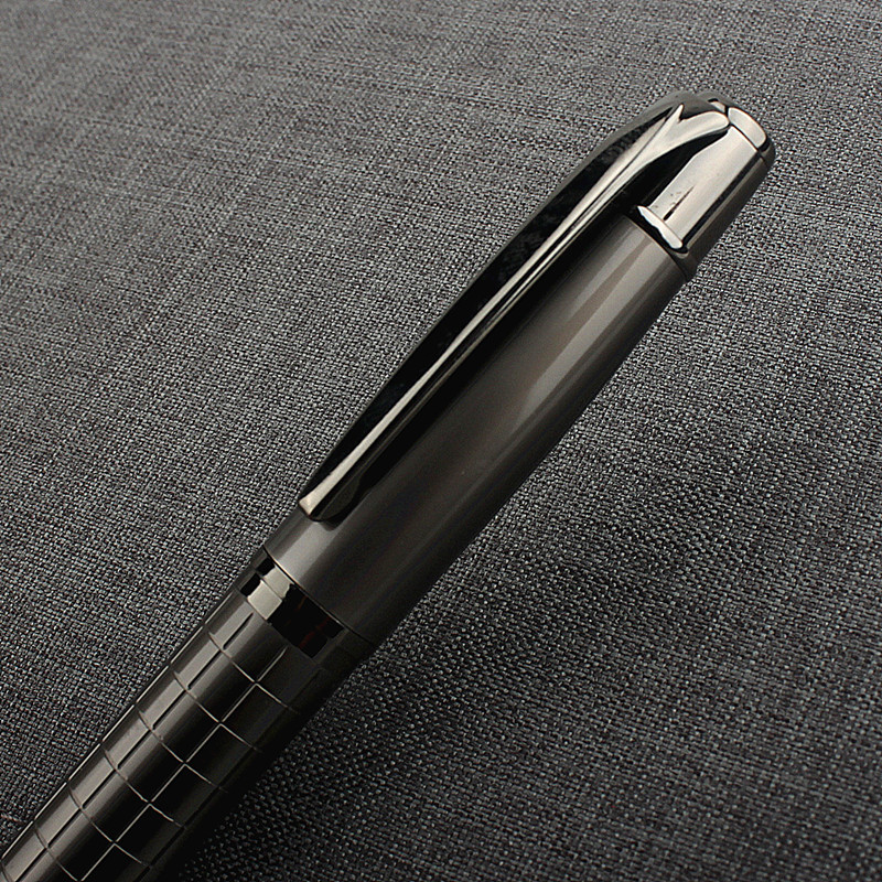 Visokokvalitetna 022 Metalna kemijska olovka Gun Grey Spin Black Uredski pribor Školski pribor Tintne olovke