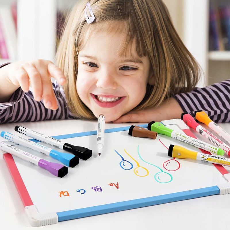Čarobni markeri u boji u 8 boja koji se mogu izbrisati. Magnet za olovku za bijelu ploču za crtanje učenika koji se može upiti četkom. Školski pribor