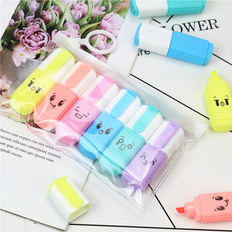 Χαριτωμένο πρόσωπο επισήμανσης 6 χρωμάτων Τυπική λοξή μύτη Ο μαθητής σημειώνει κλειδί μαρκαδόρου Παιδικό σχέδιο με χρωματιστά στυλό