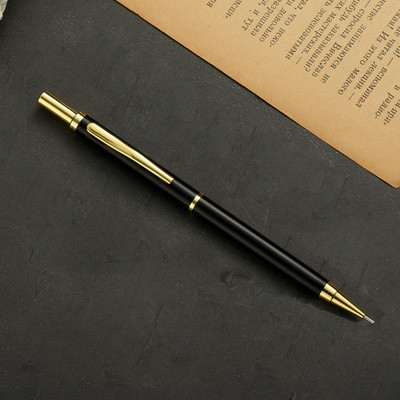 1 τεμ. Πιέστε μηχανικά το μεταλλικό μολύβι 0,5 mm Οι μαθητές χρησιμοποιούν τη δραστηριότητα Αυτόματο σχέδιο με μολύβι για τη μέτρηση του σταθμού γραφείου