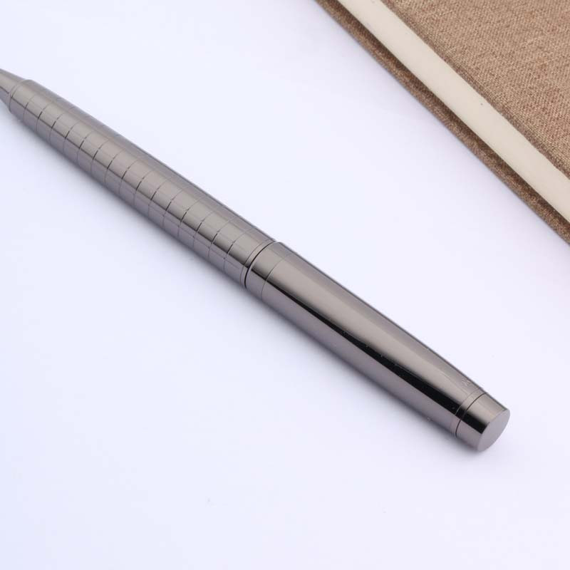 луксозна LINE метална химикалка Twist подарък Gun grey Chessboard химикалка с топка мастило Канцеларски материали Студентски офис ученически пособия