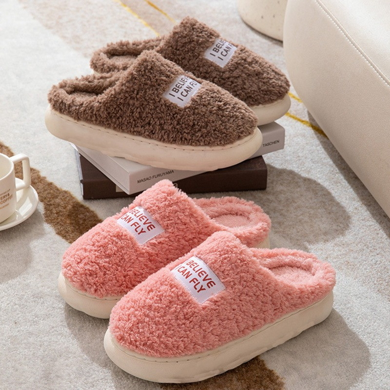 Paks tallaga kodu siseruumides õues poisid tüdrukud liumäed Talvine kodu soojad kohevad sussid kõrged kontsad karusnahast puuvillased kingad daamid paarid