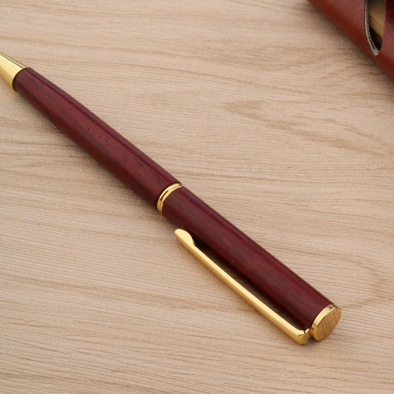 nova Drvena kemijska olovka poklon crvena woodTwist Golden Trim Poslovni uredski školski pribor Pisanje
