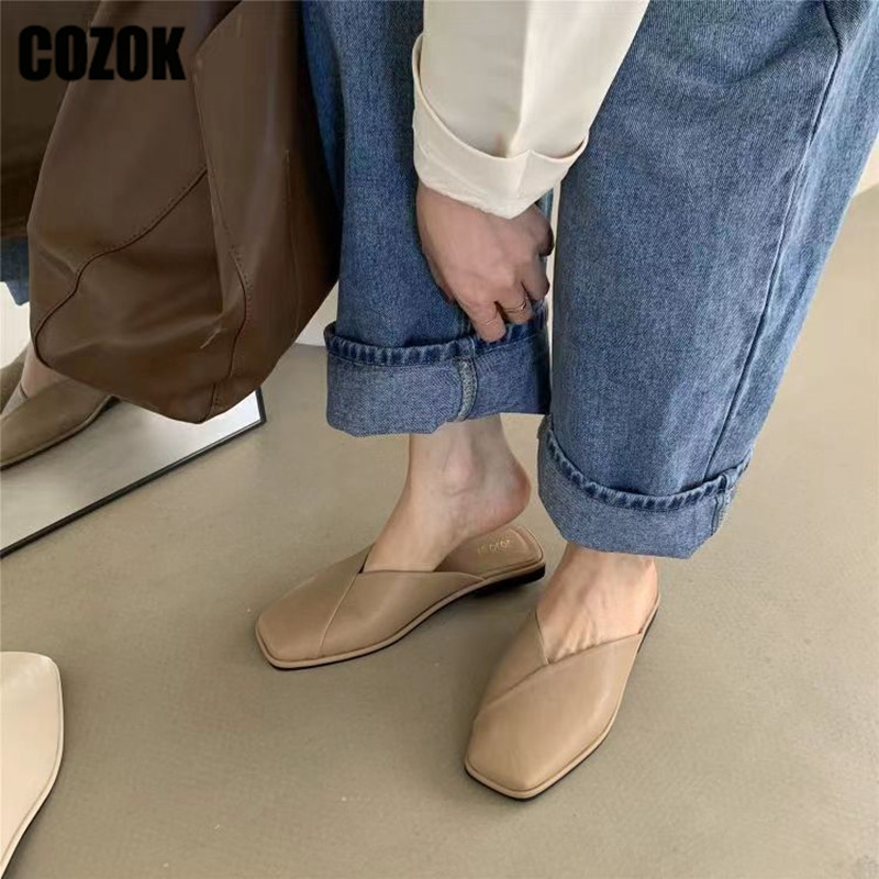 Γυναικεία Mules Designer Square Toe 2023 Καλοκαιρινή γυναικεία παντόφλες μόδας Νέα Comfort Solid Slides Γυναικεία παπούτσια έξω από την παραλία μεγάλο μέγεθος