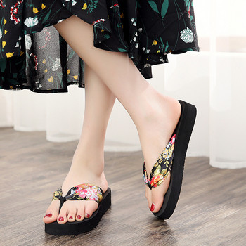 Джапанки Дамски ретро обувки с флорални платформи Сатенени танкетки Плажни курортни обувки Нови дамски модни леки домашни чехли Zapatos Mujer