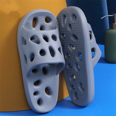 2022 Üres fürdőszobai otthoni papucsok felhőpapucsok női puha talp EVA beltéri csúszdák szandálok nyári alkalmi csúszásmentes papucsok