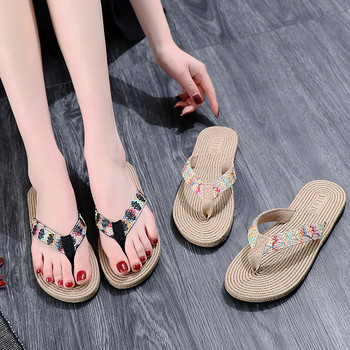 2022 Плажни чехли с имитация на слама Дамски джапанки Дамски летни модни облекла Плоски плажни нехлъзгащи се сандали и чехли с дъга