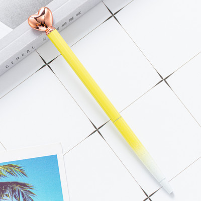 Kreativna metalna kemijska olovka u obliku srca Slatke role kemijske olovke Poslovna olovka Uredski školski pribor za pisanje