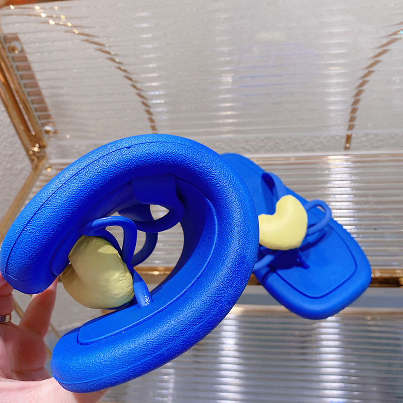 Modne sažete ljetne ženske papuče Love Heart Ravni mekani potplat Četvrtasti prsti Indoor Home Beach Ženske tobogane Cipele Japanke 2022.