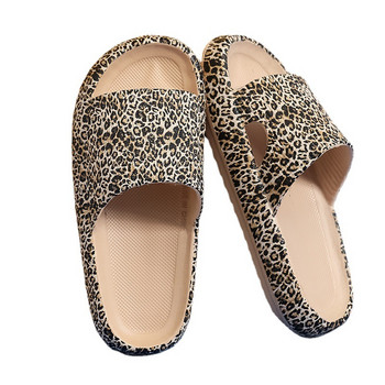 2022 Дамски летни чехли Дебела подметка Леопардови плодове Вътрешни външни обувки на платформа Дамски мъжки модни пързалки Плажни чехли