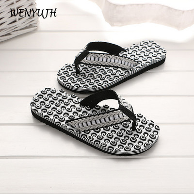 2023. aasta tänavameeste suvised plätud Rannasandaalid Libisemisvastased siseruumides vabaaja lamedad jalanõud Kvaliteetsed kodusussid meestele