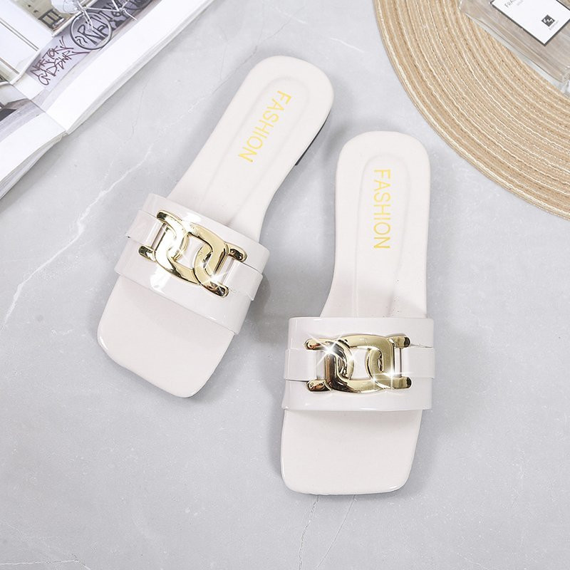 Papuče Ženske ljeto 2022. Nova europska i američka moda Crne luksuzne sandale Ravne seksi četvrtaste papuče za plažu na otvorenom