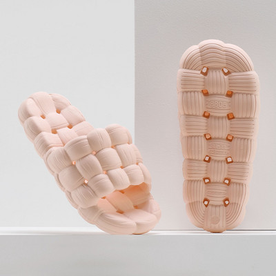 2023 m. masažinis tuščiaviduris vandens nutekėjimas ir greitai džiūstančios moteriškos šlepetės storas padas minkštas neslystantis sandalai vonios kambario vyriškos šlepetės