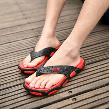Летни външни мъжки чехли Плажни обувки Модни джапанки Летни обувки за мъже Неплъзгащи се домашни чехли за баня