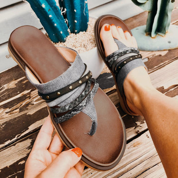Сандали в бохемски стил за жени Летни плоски плажни обувки за 2023 г. Ретро PU кожени неплъзгащи се чехли Винтидж външни джапанки