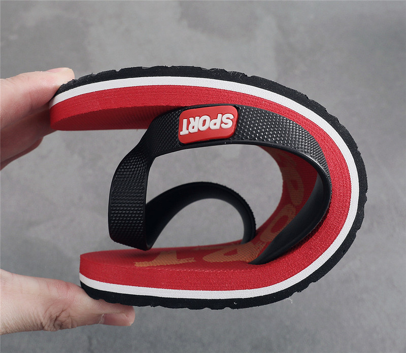 Modne muške cipele Ljetne muške japanke Visokokvalitetne sandale za plažu protiv klizanja Zapatos Hombre Ležerne muške papuče za kućnu upotrebu