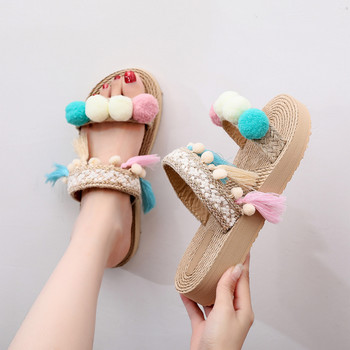 Colorblock Дамски чехли за дами Летни плоски долнища Леки джапанки Вълнени топки с пискюли Плажни сандали Удобни обувки