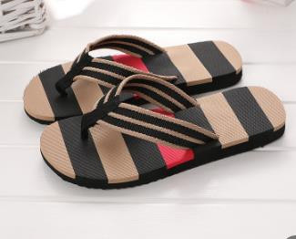 Nove ljetne muške japanke Muške neklizajuće mekane donjice Ležerne sandale i papuče Eksplozivni modeli Modne cipele za plažu Veleprodaja