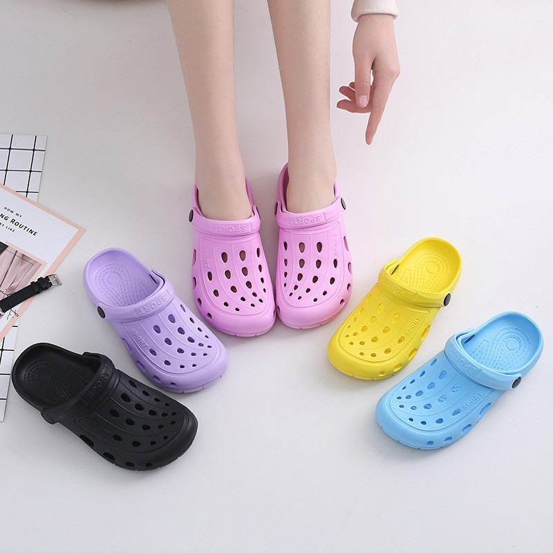 Ljetne ženske papuče Klompe Šuplje uniseks cipele za plažu za par Loše papuče Ležerna vrtna obuća Neklizajuće kupaonske sandale Mule