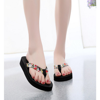 Обувки Дамски бохемски плоски чехли с цветя Летни сандалии Неплъзгащи се плажни обувки Джапанки Чехли с цветя Zapatos De Mujer 2020