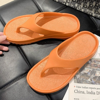 Нови прашки Джапанки Дамски чехли на платформа Лято 2022 г. Дебела подметка Плажна възглавница Плъзгачи Щипка Поддръжка на арка на пръстите Сандали на танкетка