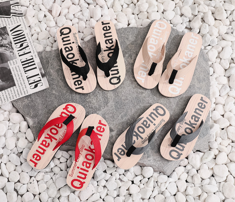 Ljetne muške japanke Cipele s kopčom za plažu Modne ležerne jednostavne neklizajuće papuče Vanjske japanke muške sandale klizače