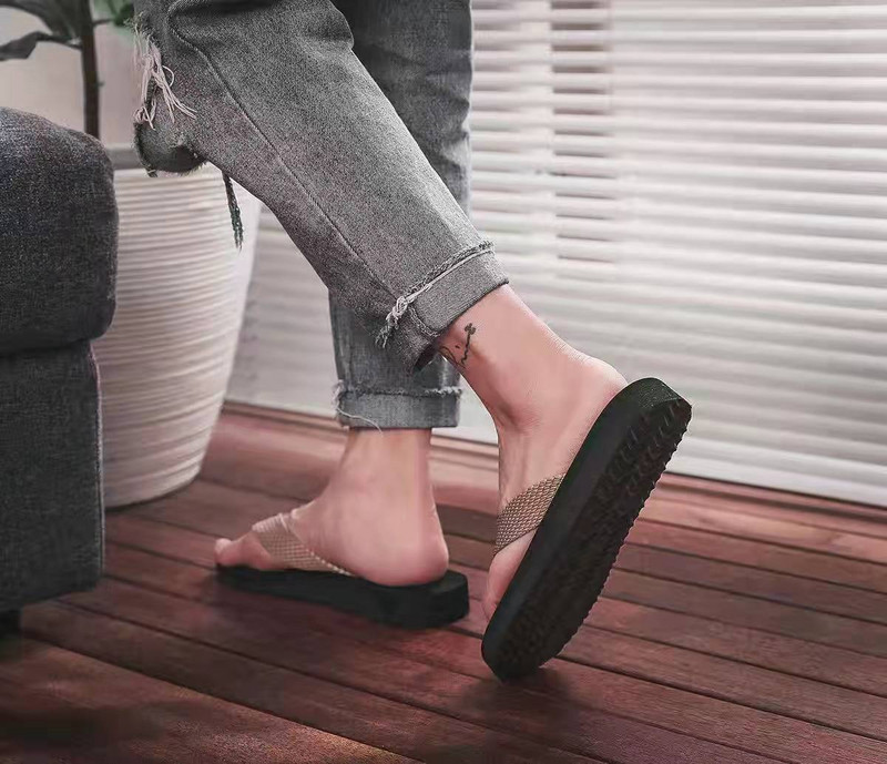 Veličina 38-45 Muške cipele Unisex ljetne sandale za plažu Protuklizne modne vanjske prozračne ležerne sandale za par Japanke Cipela