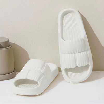 2022 Fashion Bath Meeste sussid Paksu põhjaga Avaleht Plätud Mugavad Naised Mehed Suvel Pehme Eva Kerged Pilved Sussid