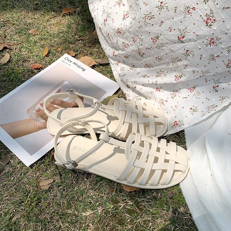 Moda de primăvară și toamnă Sandale confortabile Pantofi retro dama de vară Bretele confortabile țesute plate Sandale casual sexy