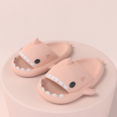 Jaunas vasaras Sieviešu haizivju čības Sandales Vīriešiem Mājas Pretslīdes Flip Flops Modes EVA Pāris Āra Apavi Iekštelpu Funny Čības